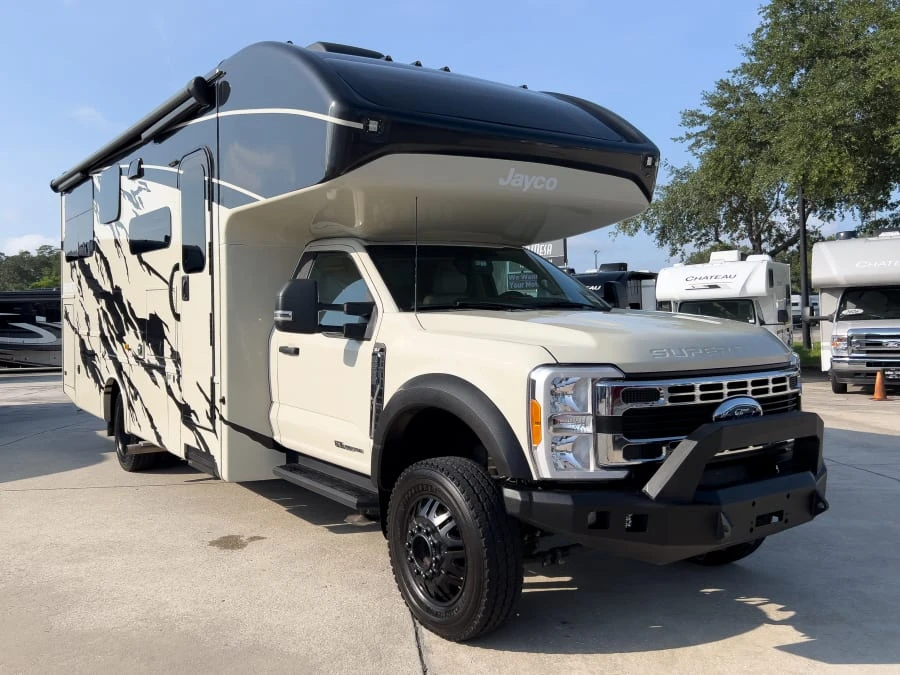 2024 Jayco Seneca exterior