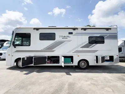 2025 Entegra Coach Travel Supreme photo 23