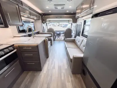 2025 Entegra Coach Travel Supreme photo 3