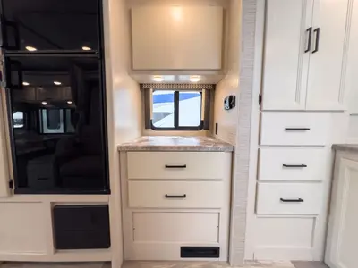 2023 Thor Motor Coach Four Winds photo 7