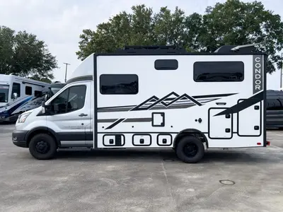 2025 Entegra Coach Condor photo 19