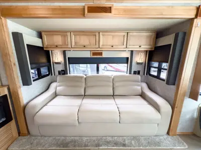 2023 Tiffin Motorhomes Allegro photo 15