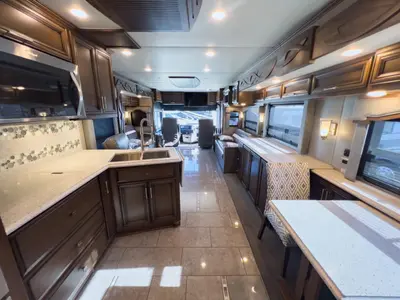 2018 Newmar Ventana photo 3