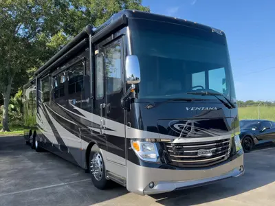 Used 2018 Newmar Ventana 4308