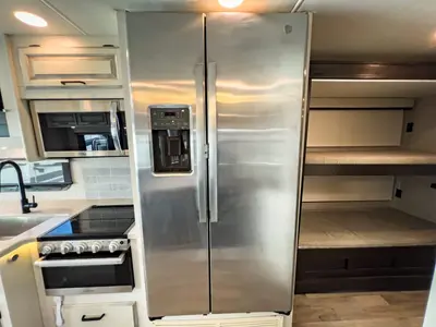 2023 Jayco Precept photo 12