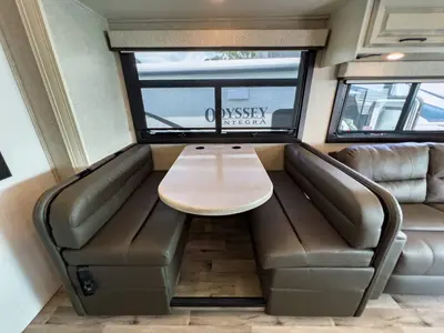 2023 Jayco Precept photo 15