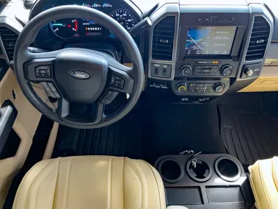 2020 Thor Motor Coach Omni photo 2