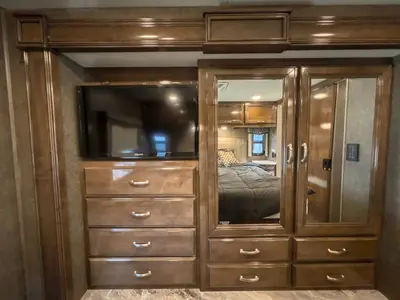 2020 Thor Motor Coach Omni photo 24