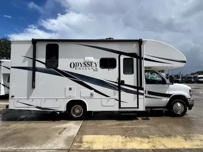 2025 Entegra Coach Odyssey SE photo 24