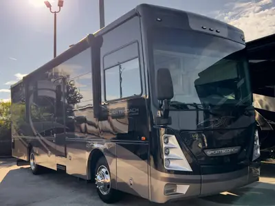 Used 2022 Coachmen Sportscoach 339DS
