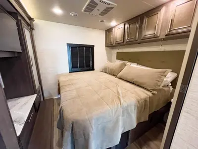 2024 Jayco Precept photo 20