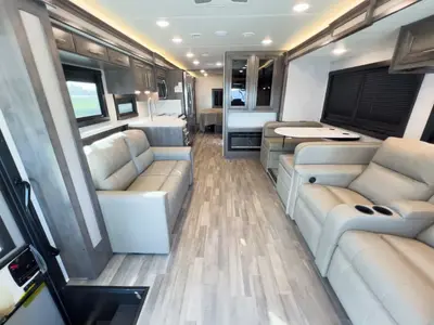 2024 Jayco Precept photo 5