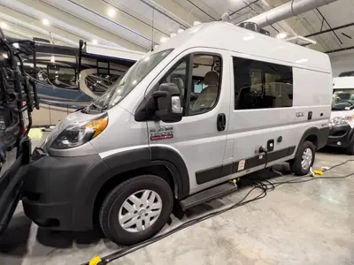 2022 Thor Motor Coach Rize photo 18