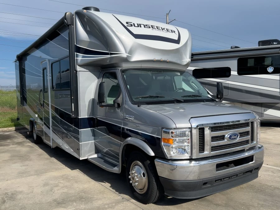 2021 Forest River Sunseeker exterior