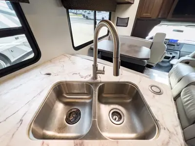 2021 Forest River Sunseeker photo 9