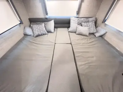 2023 Thor Motor Coach Axis photo 20