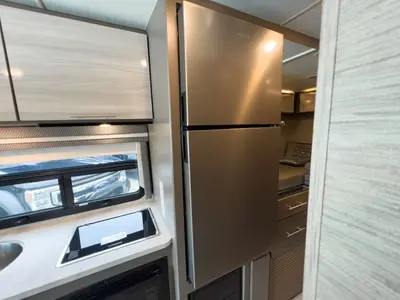 2023 Thor Motor Coach Axis photo 12