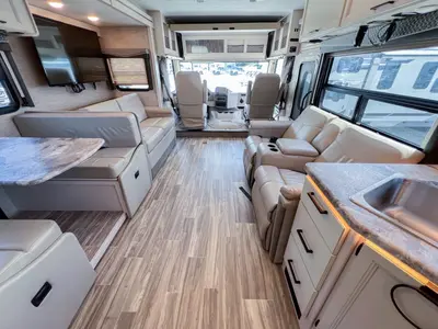 2022 Thor Motor Coach A.C.E. photo 3