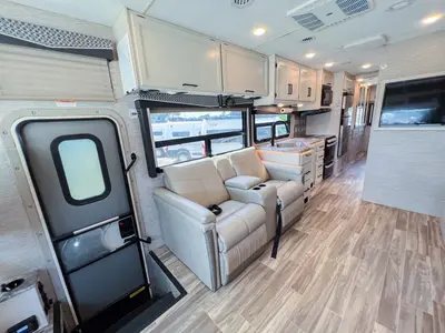 2022 Thor Motor Coach A.C.E. photo 6