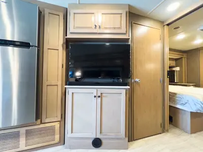 2019 Thor Motor Coach Windsport photo 7