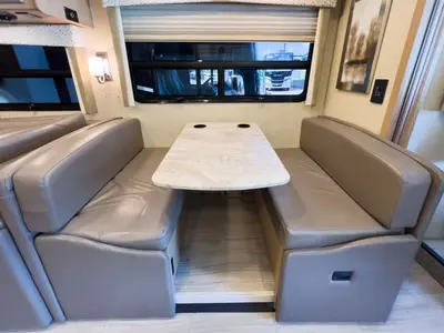 2019 Thor Motor Coach Windsport photo 14