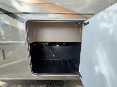 2019 Thor Motor Coach Windsport photo 30