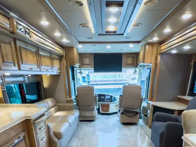 2018 Tiffin Motorhomes Phaeton photo 4
