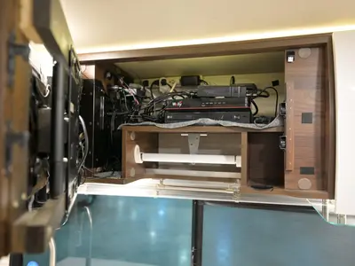 2020 Winnebago Navion photo 13