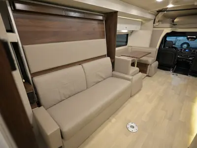 2020 Winnebago Navion photo 23