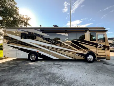 2025 Tiffin Motorhomes Breeze 33BR photo 30