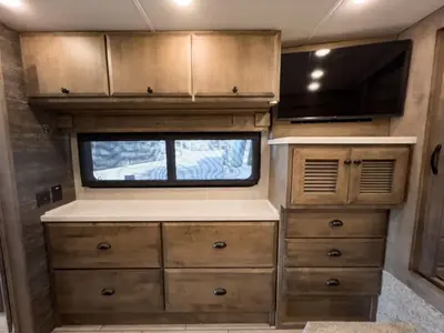2025 Tiffin Motorhomes Breeze 33BR photo 20