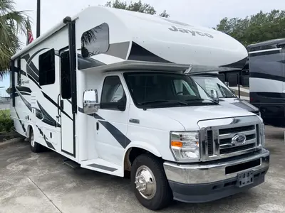 Used 2022 Jayco Greyhawk 27U