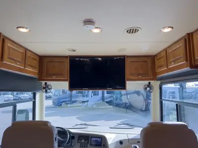2018 Tiffin Motorhomes Allegro photo 4