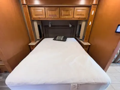 2018 Tiffin Motorhomes Allegro photo 19