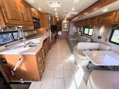 2018 Tiffin Motorhomes Allegro photo 5
