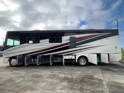 2018 Tiffin Motorhomes Allegro photo 26