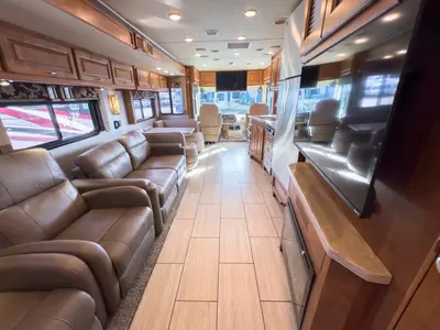 2018 Tiffin Motorhomes Allegro photo 3