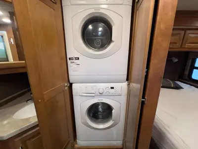 2018 Tiffin Motorhomes Allegro photo 24