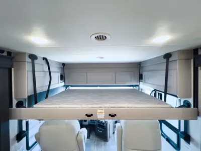 2023 Thor Motor Coach Aria photo 4