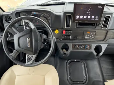2025 Entegra Coach Accolade XL photo 2