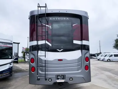 2025 Entegra Coach Accolade XL photo 27