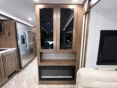2025 Entegra Coach Accolade XL photo 16