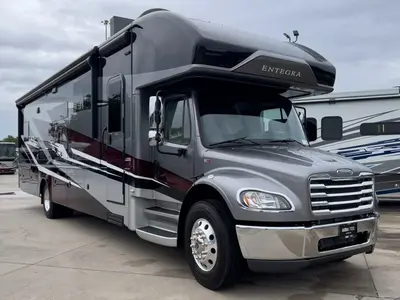 Used 2025 Entegra Coach Accolade XL 37M
