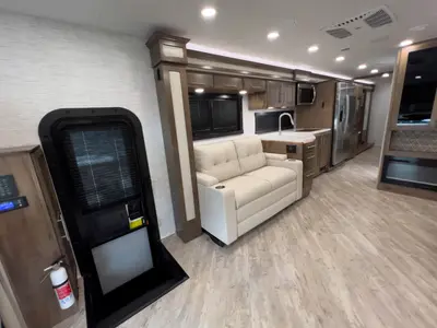 2025 Entegra Coach Accolade XL photo 6