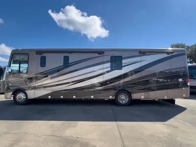 2018 Newmar Canyon Star photo 22