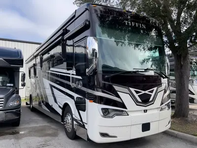 Used 2025 Tiffin Motorhomes Allegro BUS 40IP
