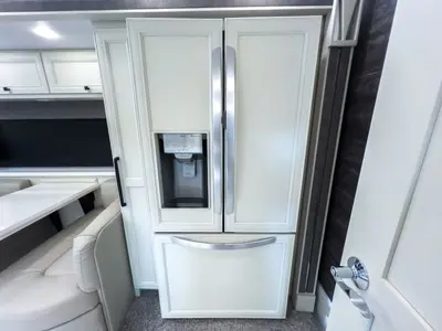 2025 Tiffin Motorhomes Allegro BUS photo 13