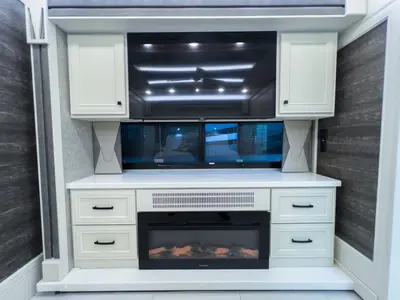 2025 Tiffin Motorhomes Allegro BUS photo 19