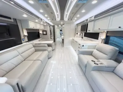 2025 Tiffin Motorhomes Allegro BUS photo 5