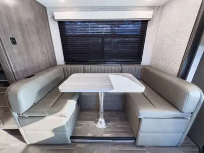 2025 Entegra Coach Odyssey photo 14